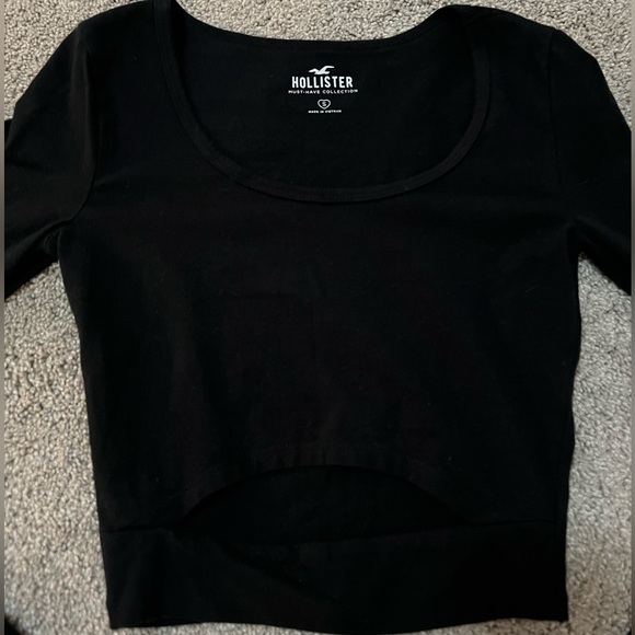 Hollister Top - Picture 2 of 3